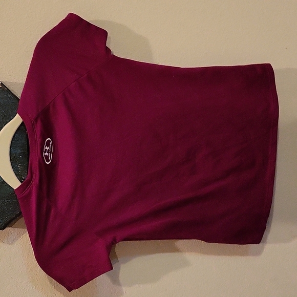 Under Armour top - Picture 2 of 4